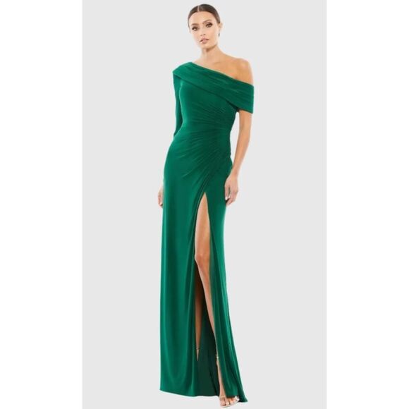 Ieena for Mac Duggal Green Ruched Drop Shoulder Foldover Gown - Size 4 - NWT - Picture 2 of 6